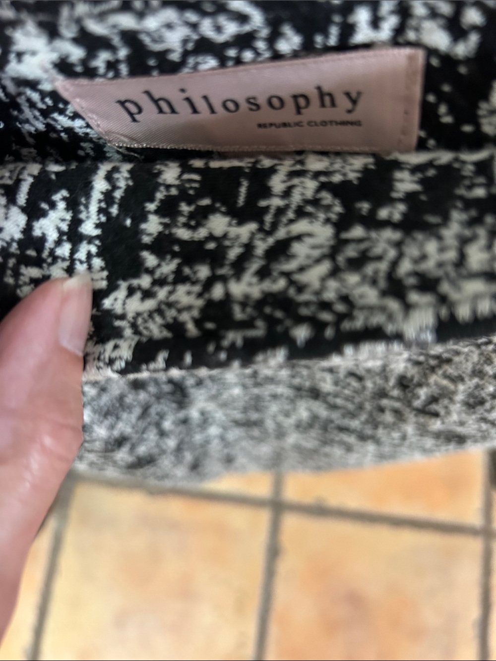 Philosophy Black and White Tweed Pencil Skirt - Picture 2 of 5